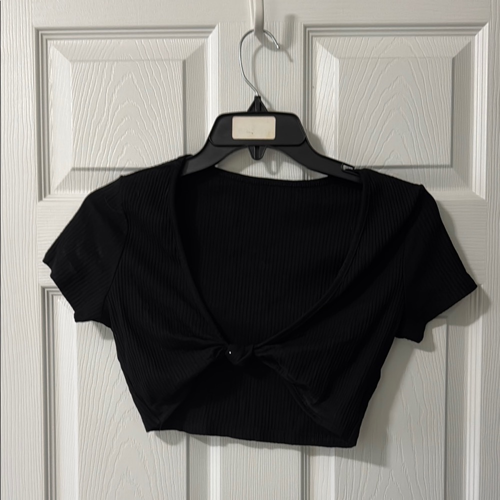 Black Ribbed Crop Top